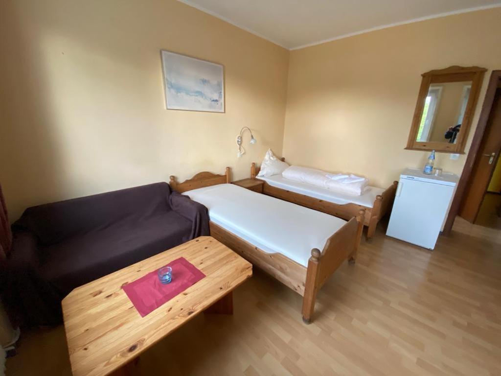 Taverna Hotel Roemerkrug Ганновер Екстер'єр фото